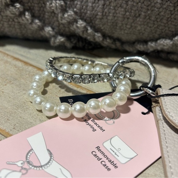 NWT❤️Nanette Lepore Hands Free Bracelet & Wristlet Set - Picture 3 of 5
